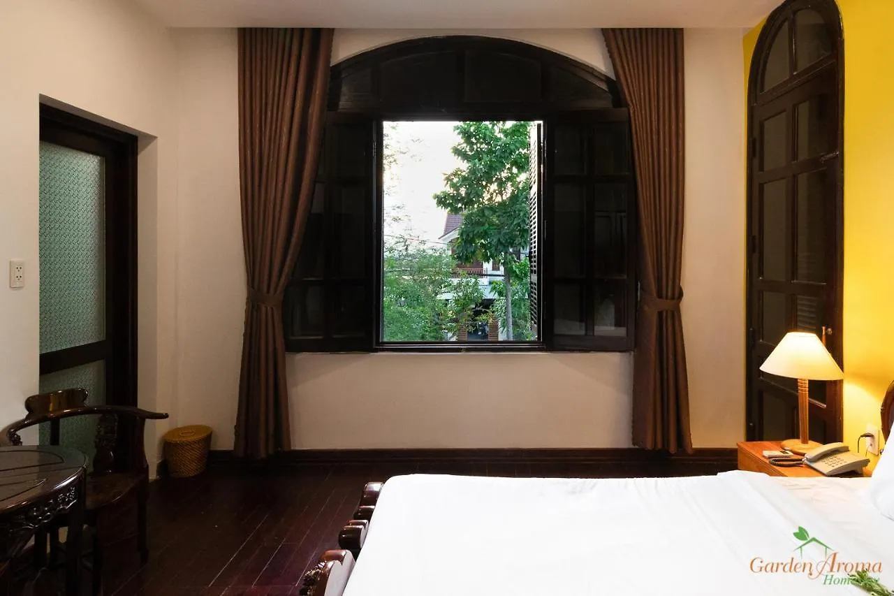 Garden Aroma Homestay Χόι Αν 0*,